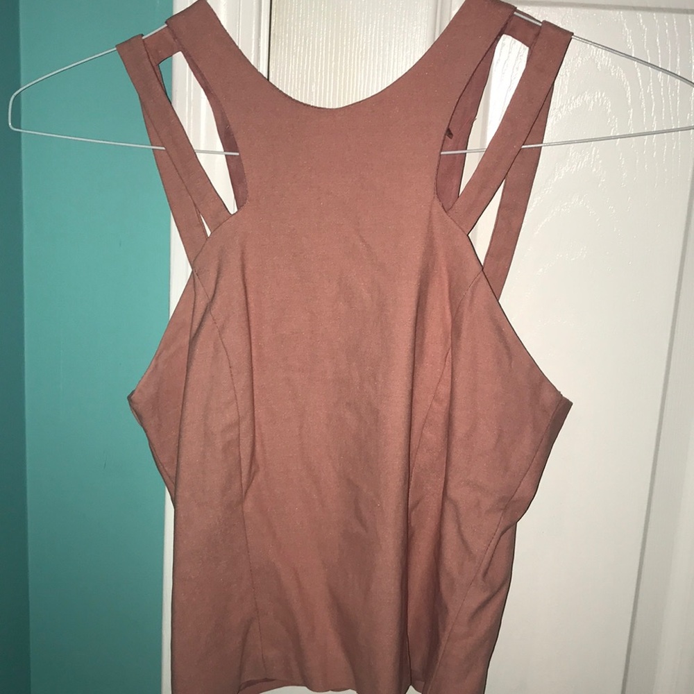 Pink crop top tank!